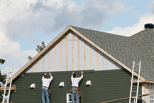 Professional Siding Installation technician working in Pleasant Hill, PA